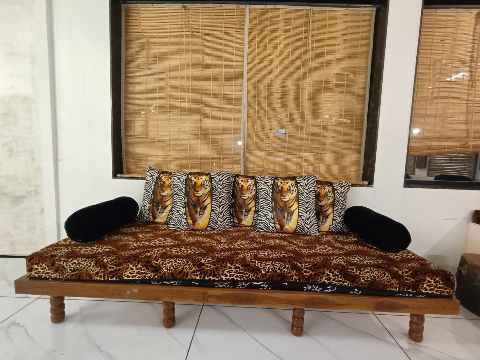 Leopard Farmhouse Mhow Ngoại thất bức ảnh