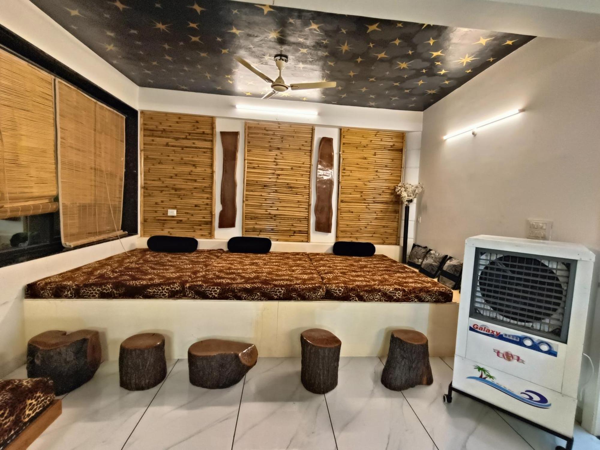 Leopard Farmhouse Mhow Ngoại thất bức ảnh